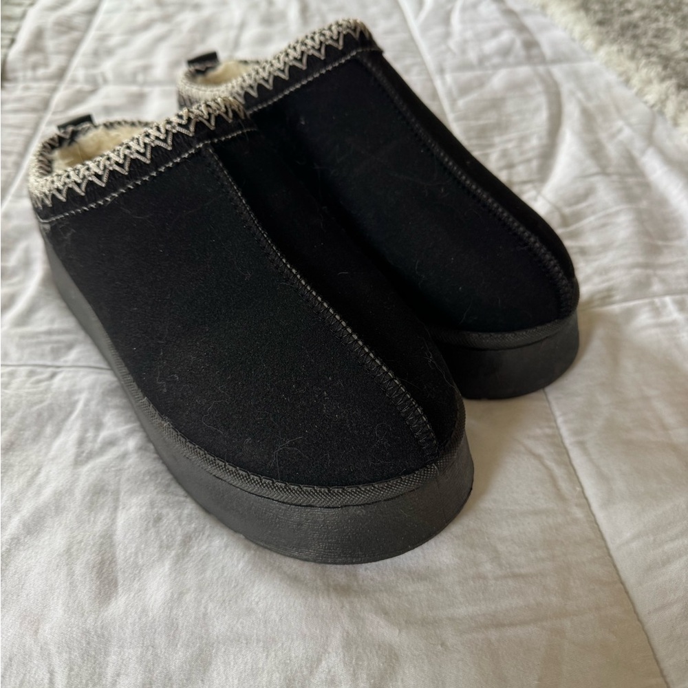 Inspired trendy black with braid shoes!